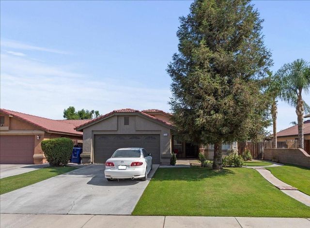 4528 Southern Breeze Dr, Bakersfield, CA 93313