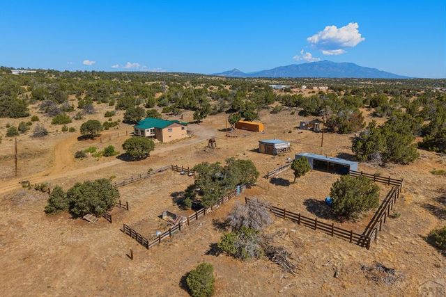 952 Twin Lakes Rd, Walsenburg, CO 81089