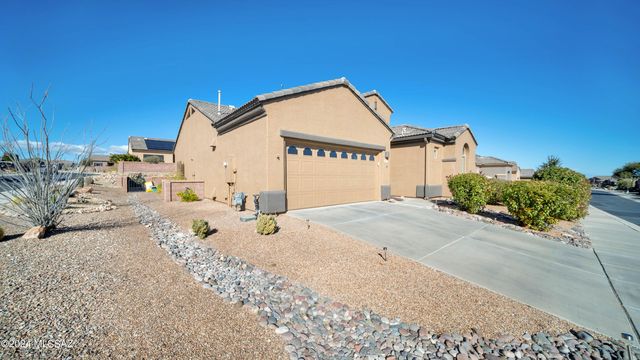 5900 S  Painted Canyon Dr, Green Valley, AZ 85622