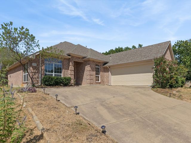 1305 Clear Meadow Ct, Rockwall, TX 75087