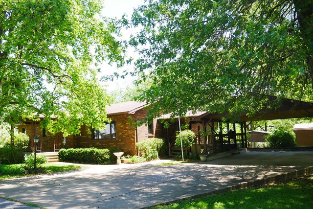Creative Applelane Apartments Marionville Missouri with Luxury Interior Design