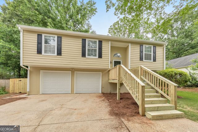 1818 Crescent Hill Dr NW, Acworth, GA 30102