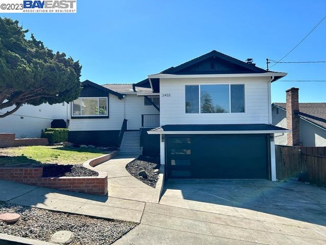 3455 Wyndale Dr, Castro Valley, CA 94546