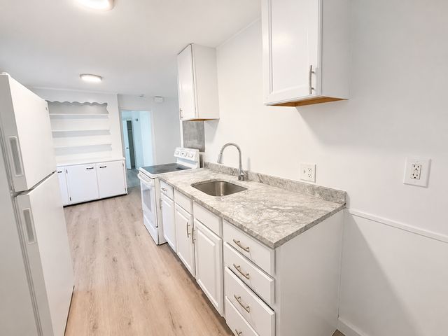 28 Marble St #2, Manchester, CT 06042
