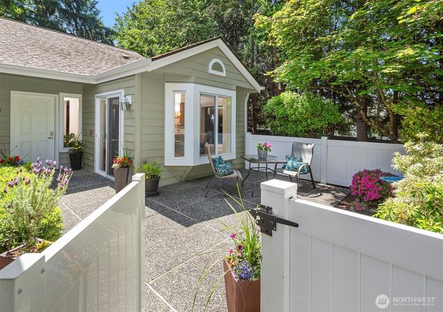 3673 224th Place SE #1349, Issaquah, WA 98029