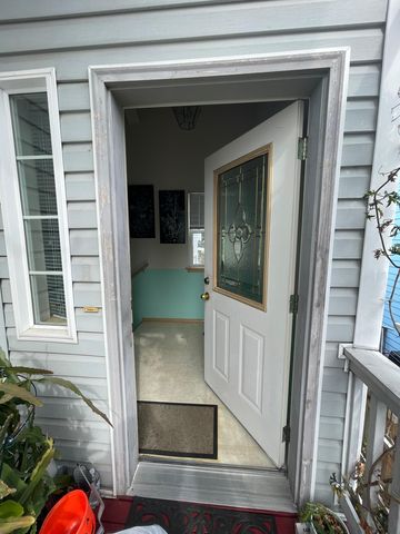 1250 SW 119th St, Seattle, WA 98146