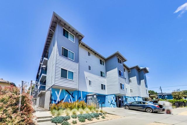 2701 High St #C, Oakland, CA 94619