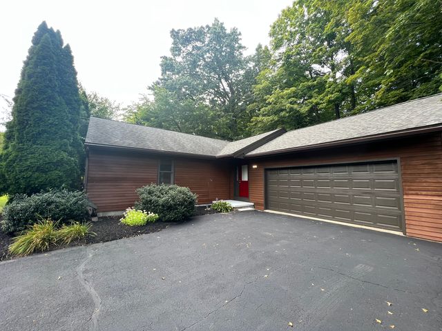 Address Not Disclosed, Saratoga Springs, NY 12866