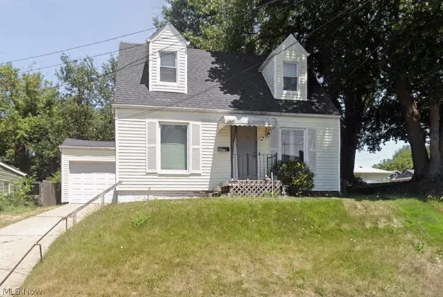 907 16th St NE, Canton, OH 44714