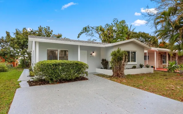 6717 NW 60th Street, Fort Lauderdale, FL 33321