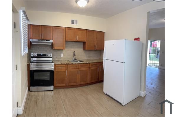 1269 NW 53rd St, Miami, FL 33142
