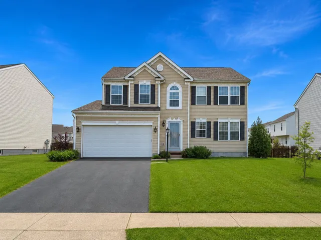304 Eagles Nest Ave, Johnstown, OH 43031