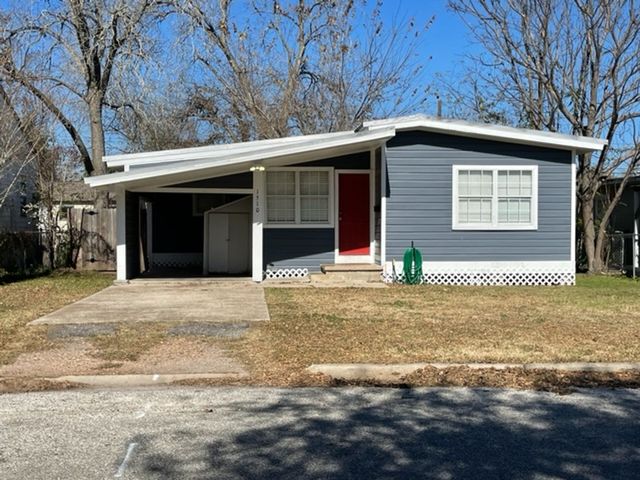 1510 E  Mistletoe Ave, Victoria, TX 77901