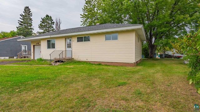 233 Guilford Rd, Hoyt Lakes, MN 55750