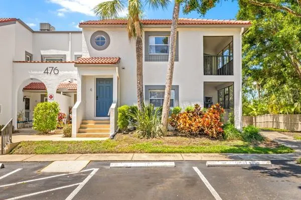 476 SANTA CRUZ PLACE NE #C, Saint Petersburg, FL 33703