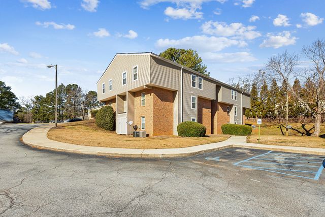 24 Cunningham Rd #69-J38, Taylors, SC 29687