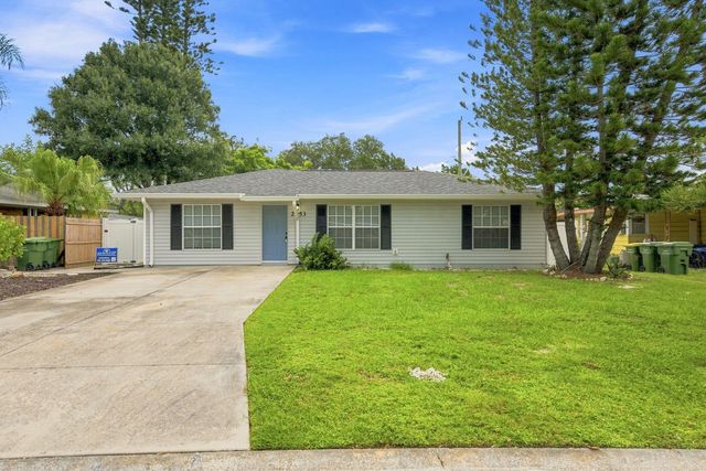 2953 Oak St, Sarasota, FL 34237