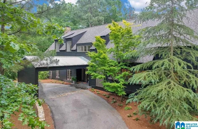 101 Connemara Trl, Birmingham, AL 35242
