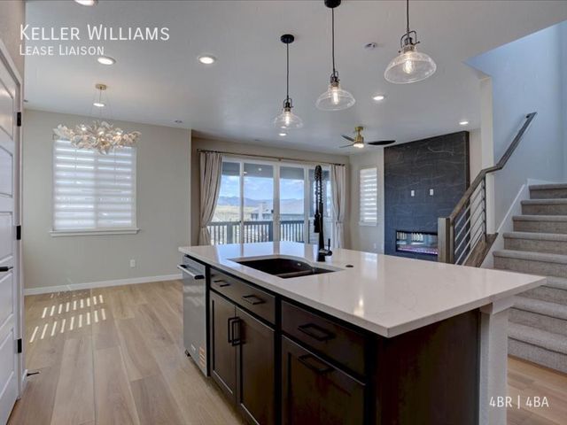 8800 Hugo Dr, Littleton, CO 80125