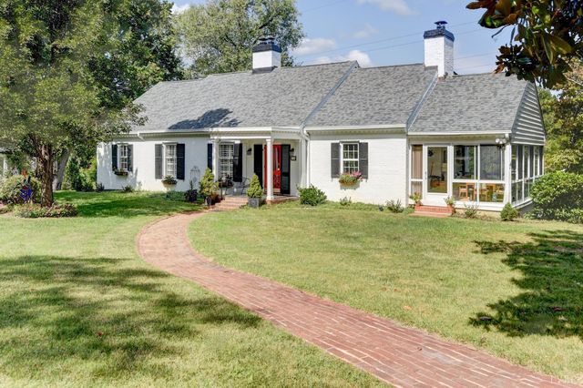 14 Wendover Sq, Lynchburg, VA 24503