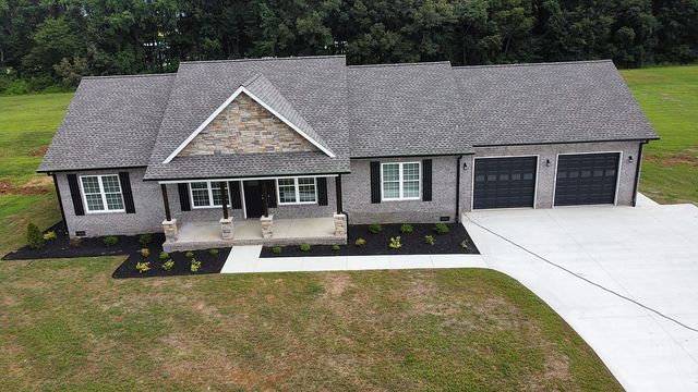 821 Alman Cemetery Rd, Paris, TN 38242