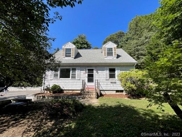 89 S  Broad St, Pawcatuck, CT 06379