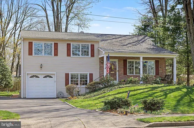 528 E  Court St, Doylestown, PA 18901