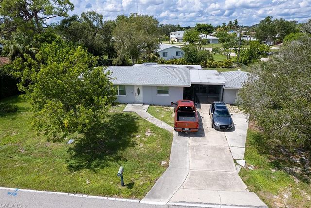 13862 5th St, Fort Myers, FL 33905