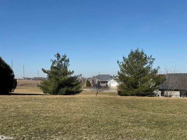 896 Russell Rd, Traer, IA 50675