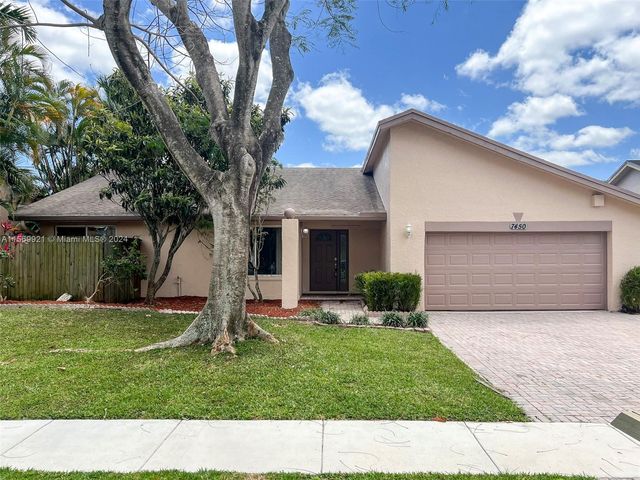 7450 NW 42nd Ct, Fort Lauderdale, FL 33319