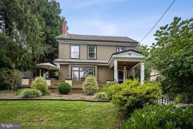 3812 Military Rd NW, Washington, DC 20015