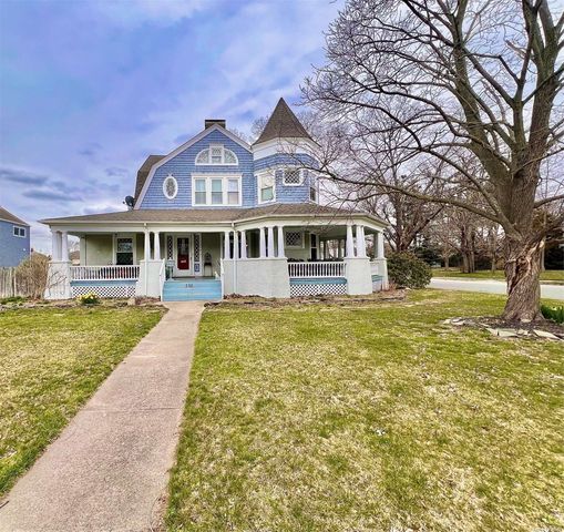 258 N Ocean Avenue, Patchogue, NY 11772