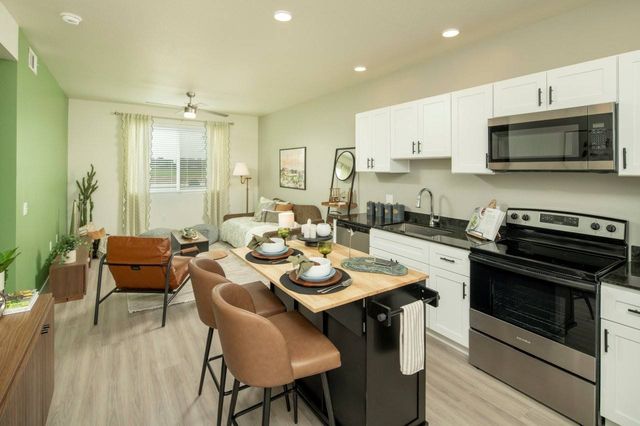 9910 W  Montebello Ave #2303, Glendale, AZ 85307