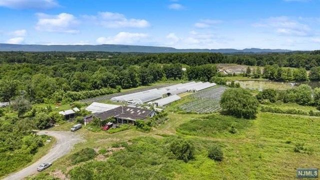 2660 State Highway 208, Walden, NY 12586