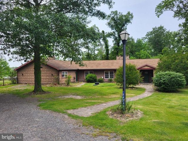25369 Harpers Branch Dr, Denton, MD 21629