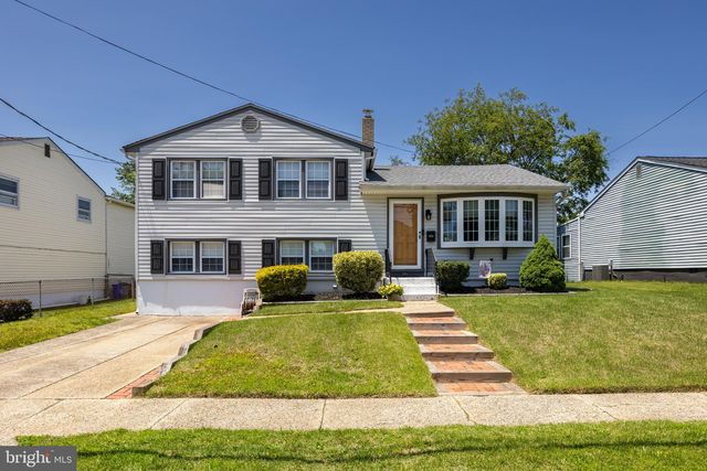 355 Maple Ave, Gloucester City, NJ 08030