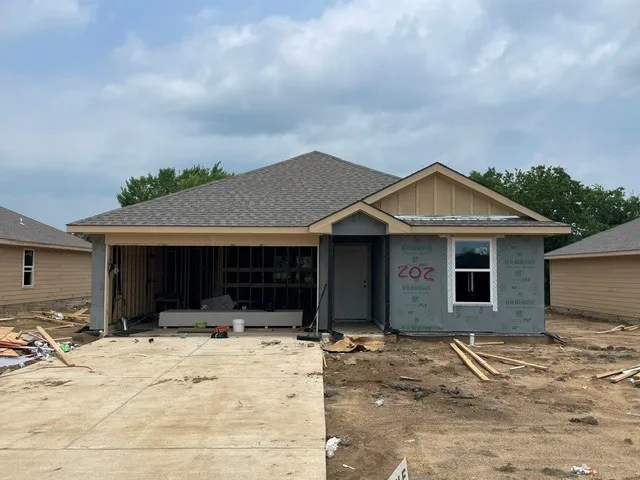 202 Paco Loop, Caldwell, TX 77836