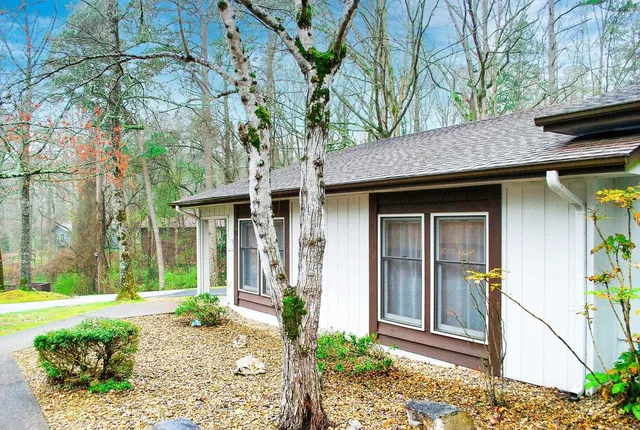 25 Tomisa Ln, Hot Springs, AR 71909