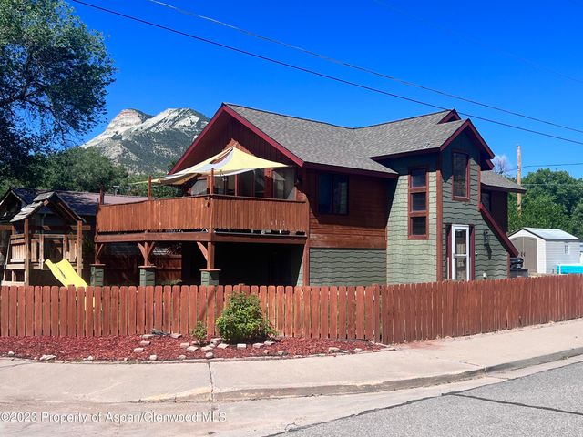 315 Fisher Ave, Parachute, CO 81635