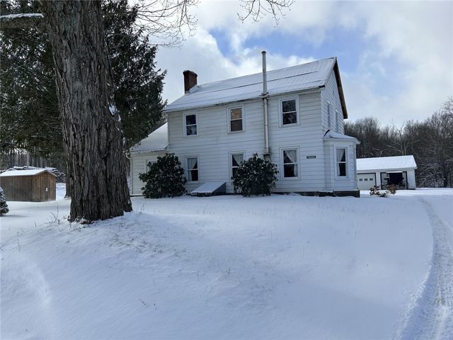 16609 State Highway 8, Centerville, PA 16404