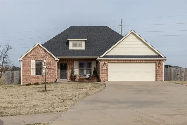 1238 Valle Ln, Springdale, AR 72762