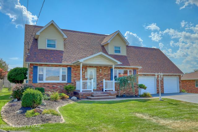 609 New St, Olyphant, PA 18447