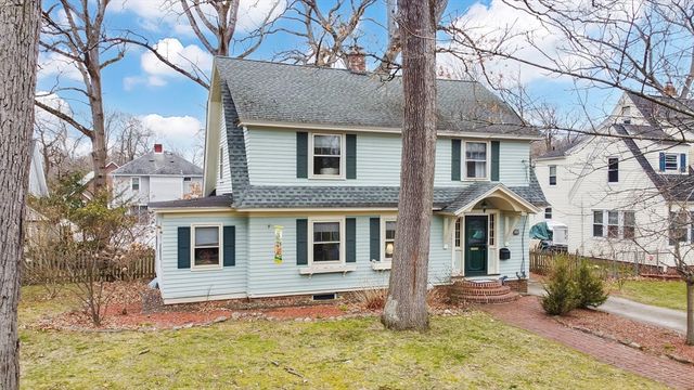 30 Wexford St, Springfield, MA 01118