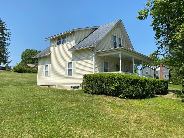 1007 Perryville Rd, Parker, PA 16049