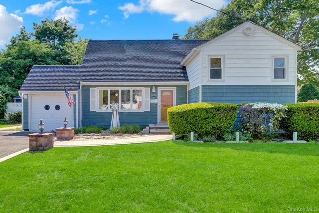 1456 Peters Boulevard, Bay Shore, NY 11706