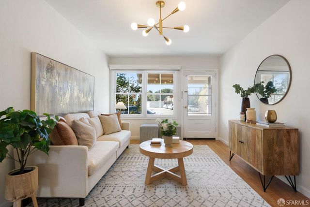1710 2nd St, Alameda, CA 94501