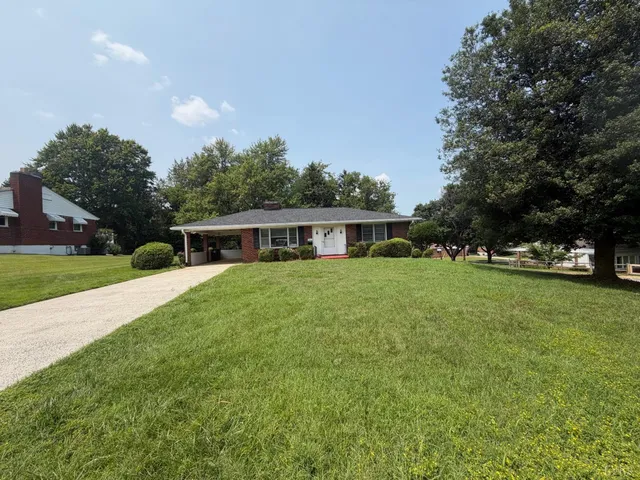 1601 Lynndale Pl, Lynchburg, VA 24502