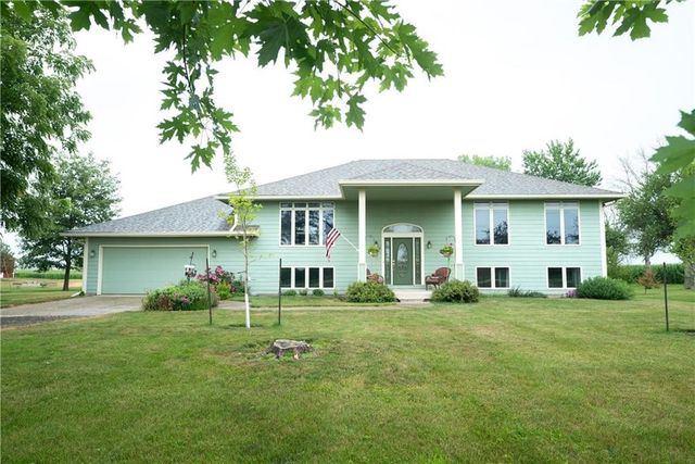 1243 230th St, State Center, IA 50247