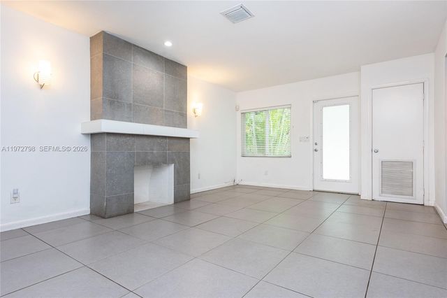 330 NE 86th St, El Portal, FL 33138