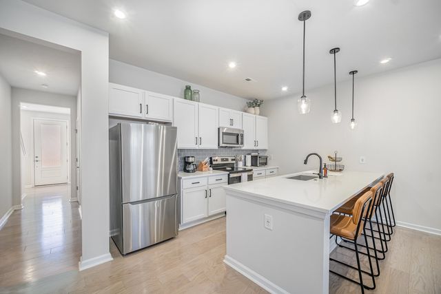5312 Somerset Hill Ln, Charlotte, NC 28269